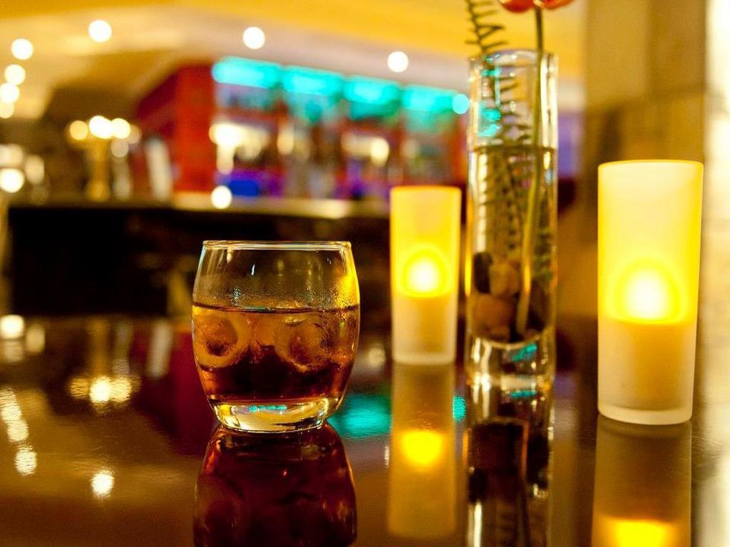 Roca Golf Hotel Bujumbura Bagian luar foto