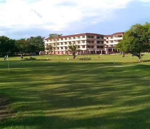 Roca Golf Hotel Bujumbura Bagian luar foto